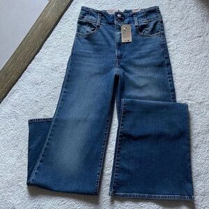 NWOT Levi's Ribcage Bell Western jeans
